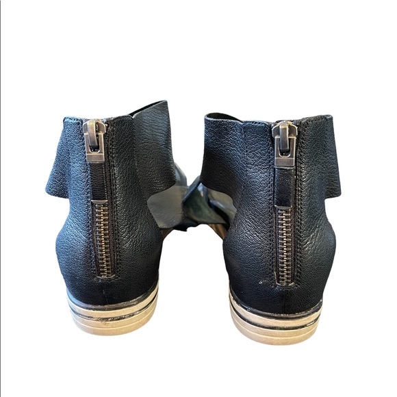 EILEEN FISHER Black tumbled leather sport platform sandals Size 6.5 - Picture 5 of 9